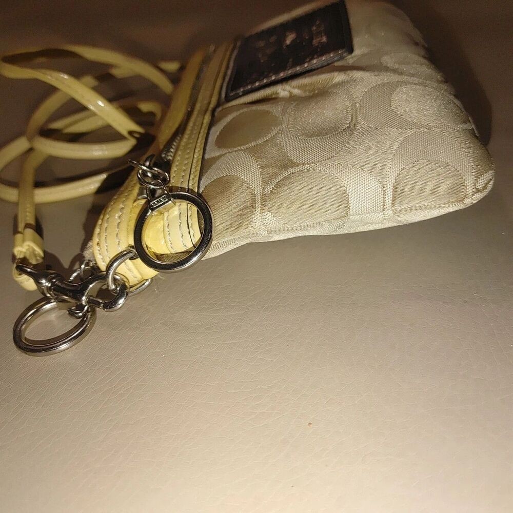 Coach Signature Logo Poppy Beige Yellow Crossbody Wristlet Purse Convertible - Picture 5 of 11